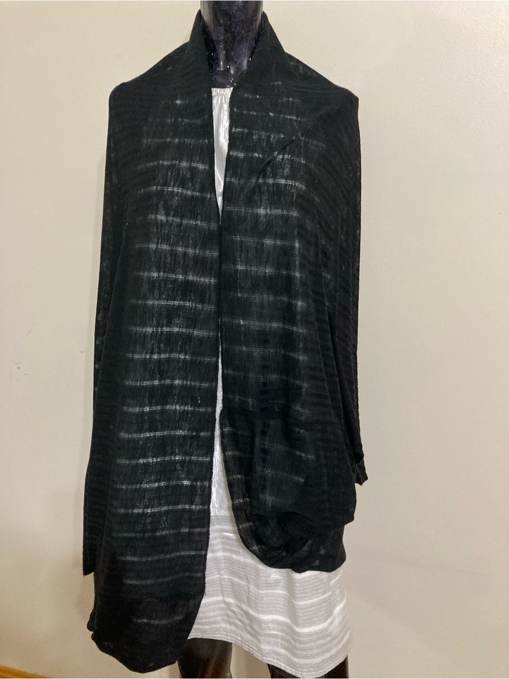 Lightweight Black Sheer Striped Wrap
Item# SSsww1